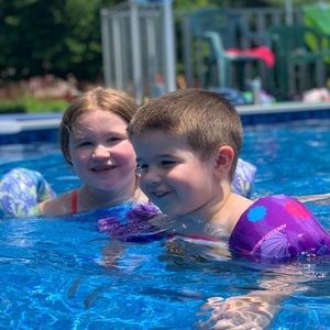 Meet your Posher, Philip